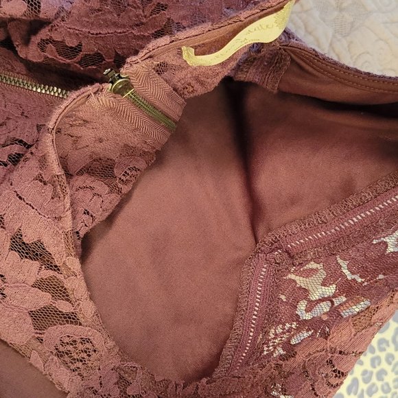 Altar'd State Pink/Mauve Above Knee Lace Dress - sz M - Picture 10 of 10